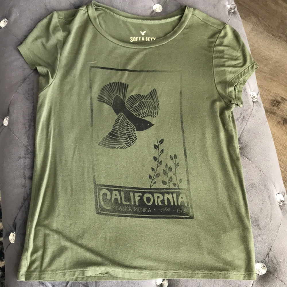 American Eagle Swallow Tee Shirt